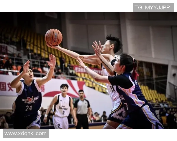 2016年CBA季后赛北京队与辽宁队激战回顾及精彩瞬间分析